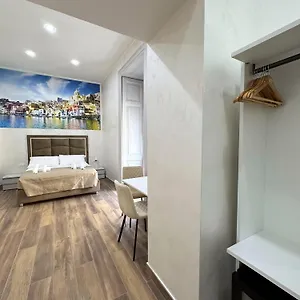 Duomo-50-Napoli-Hotel-Room