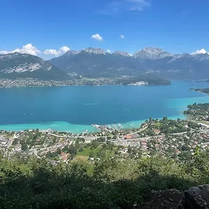 Les-Rochers-Du-Lac-Cessenaz-Nature