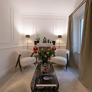 La-Scalinata-Boutique-Guest-House-Rome-Exterior