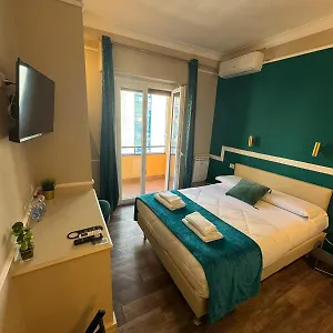 Le Petit Bijou Beds photo