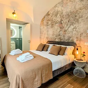 Giorgina-Garden-Rooms-Rome-Room