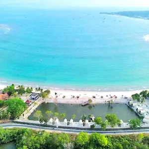 Starlight-Cabin-Kalianda-Kotadalem-Skyline