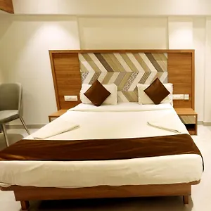 Host-Inn-International-Marol-Mumbai-Room