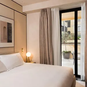 Master-Trevi-Aparthotel-Rome-Room