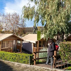 Hu Roma Camping In Town Exterior photo