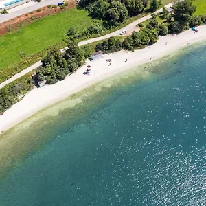 Residence-Superior-Del-Mar-Banjole-Exterior