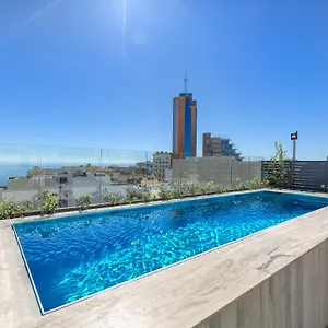 Jl-Hotel-Saint-Julians-Skyline