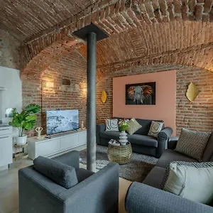 Centre-Prague-Retreat-Residence-Room