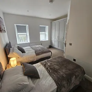 Number33-Bed-Breakfast-Galway-Room