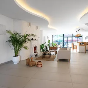 Audo-Local-Hotel-Antalya-Room