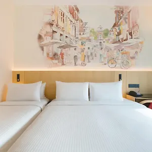 Ibis-Singapore-On-Bencoolen-Newly-Renovated-Exterior