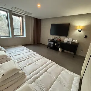 Benikea-The-Bliss-Hotel-Incheon-Exterior