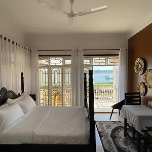 The Jewel And The Lake Room photo