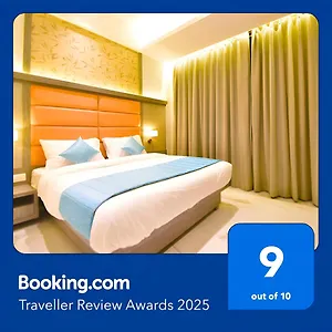 Glitz-Hotels-La-Dahlia-Premium-Thane-Beds