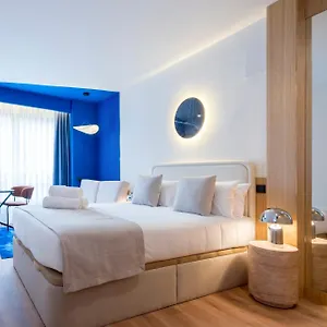 Iconic-Suites-Madrid-Room