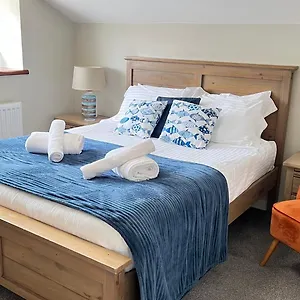 The Waterfront Inn Beds photo