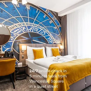 A1-Royal-Plaza-Hotel-Prague-Beds