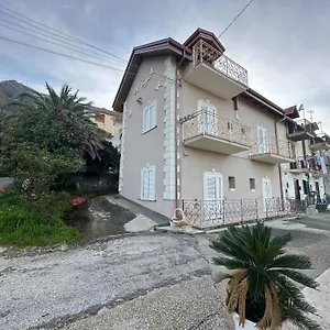 Bed-And-Breakfast-Il-Ceppo-Wild-Pimonte-Exterior