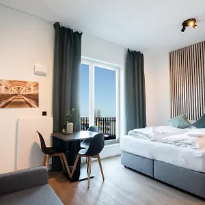 Homaris-Apartments-Winterhude-Hamburg-Room