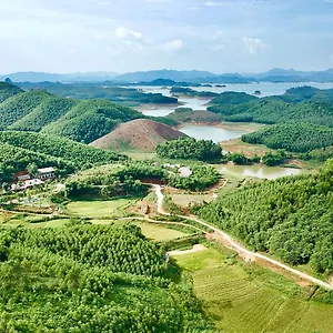 Om-Tara-Retreat-Hotel-Yen-Bai-Nature