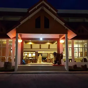 Silayok-Grand-Hotel-Tak-Exterior