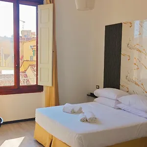 Leone-XIV-Firenze-Hotel-Room