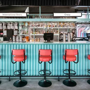 The-Social-Hub-Berlin-Alexanderplatz-Extended-Stay-Macro-Details