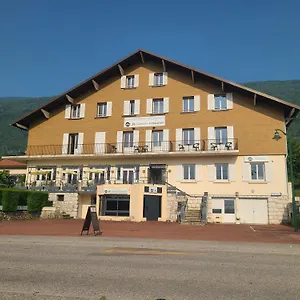 Auberge-Anglefort-Exterior
