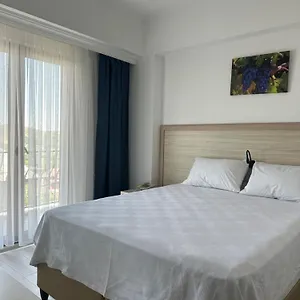 The-Yuecedag-Hotel-Arapkir-Beds