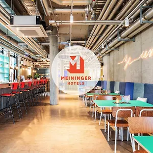 Meininger Hotel Berlin East Side Gallery Restaurant photo