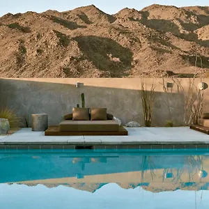 Reset-Hotel-Joshua-Tree-Twentynine-Palms-Exterior