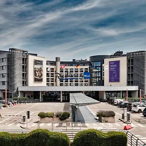 Radisson Blu Hotel, Hamburg Airport Exterior photo