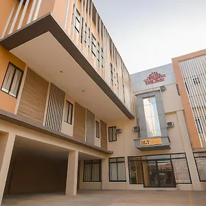 Dlt-Suites-Cebu-Powered-By-Cocotel-Minglanilla-Exterior