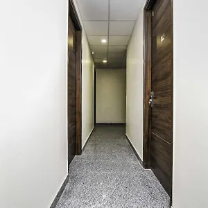 Hotel-O-Golden-Cafe-Chennai-Corridors