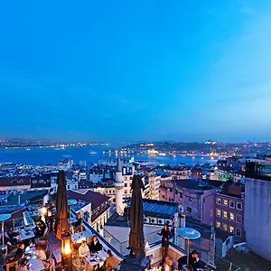 Meroddi Barnathan Hotel Skyline photo