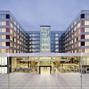 Moevenpick Hotel Stuttgart Airport Exterior photo