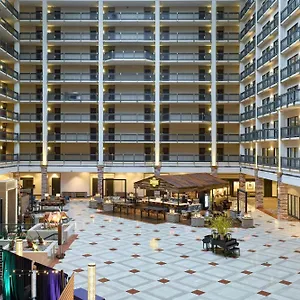 Renaissance-Austin-Hotel-Exterior