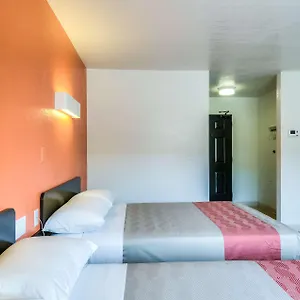 Motel-6-Arlington-Heights-Il-Chicago-North-Central-Room