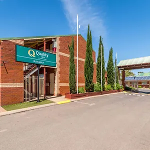 Quality Inn Railway Motel Exterior photo