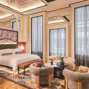 Qt-Singapore-Interior