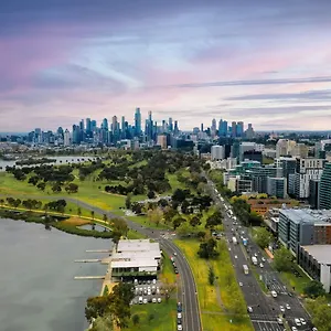 Pullman Melbourne Albert Park Skyline photo