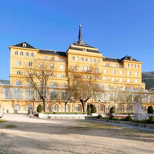 Exe-Victoria-Palace-San-Lorenzo-de-El-Escorial-Nearby