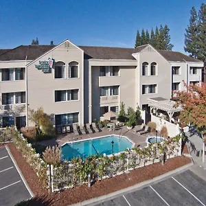 Napa-Winery-Inn-Exterior