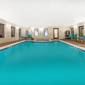 Holiday-Inn-Express-Princeton-I-77-By-Ihg-Kitchen