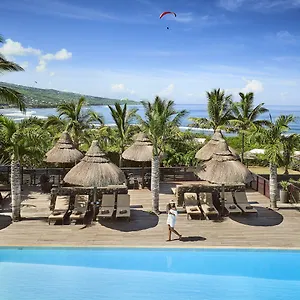 Iloha Seaview Hotel Beach photo