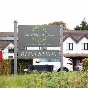 Rufford-Arms-Hotel-Exterior