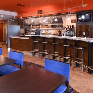 Courtyard-Pittsburgh-Monroeville-Fast-Food