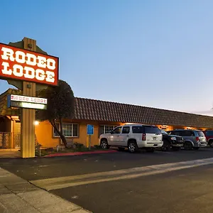 Rodeo-Lodge-Clovis-Exterior