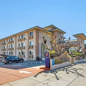 Comfort-Inn-Monterey-Park-Los-Angeles-Exterior