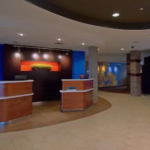 Courtyard-By-Marriott-Madison-West-Middleton-Hotel-Interior